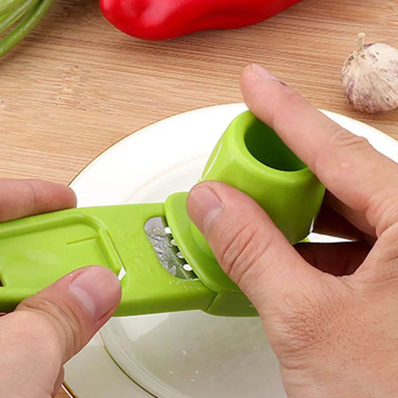 14*4cm MultiFunctional Ginger Garlic Grinding Grater Planer Slicer