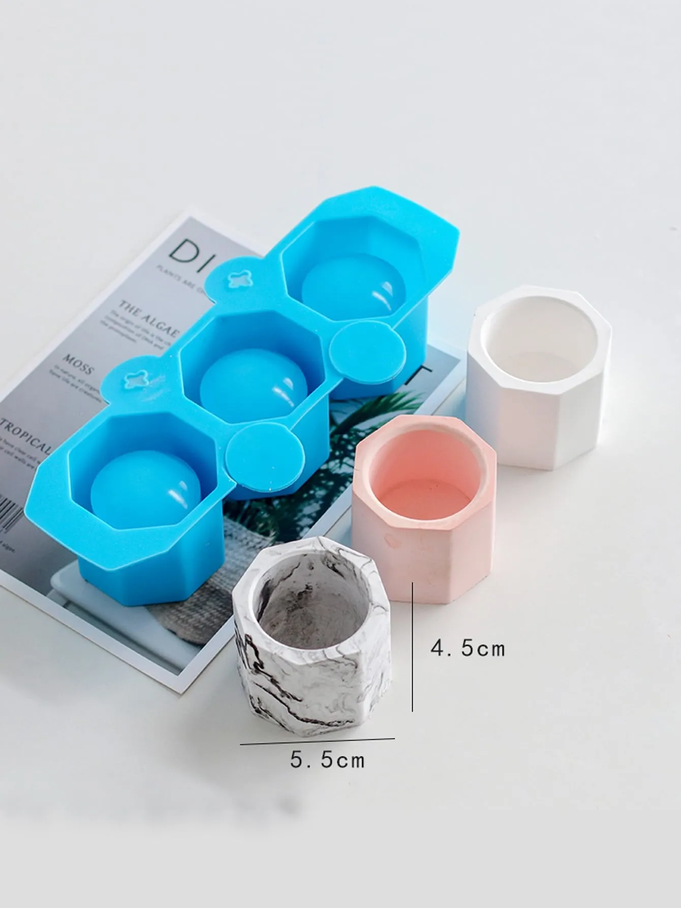 1pc Random Color DIY Candle Mold 3 Grid Scented Soap Mold For DIY Craft