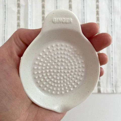 Japanese ceramic ginger grater