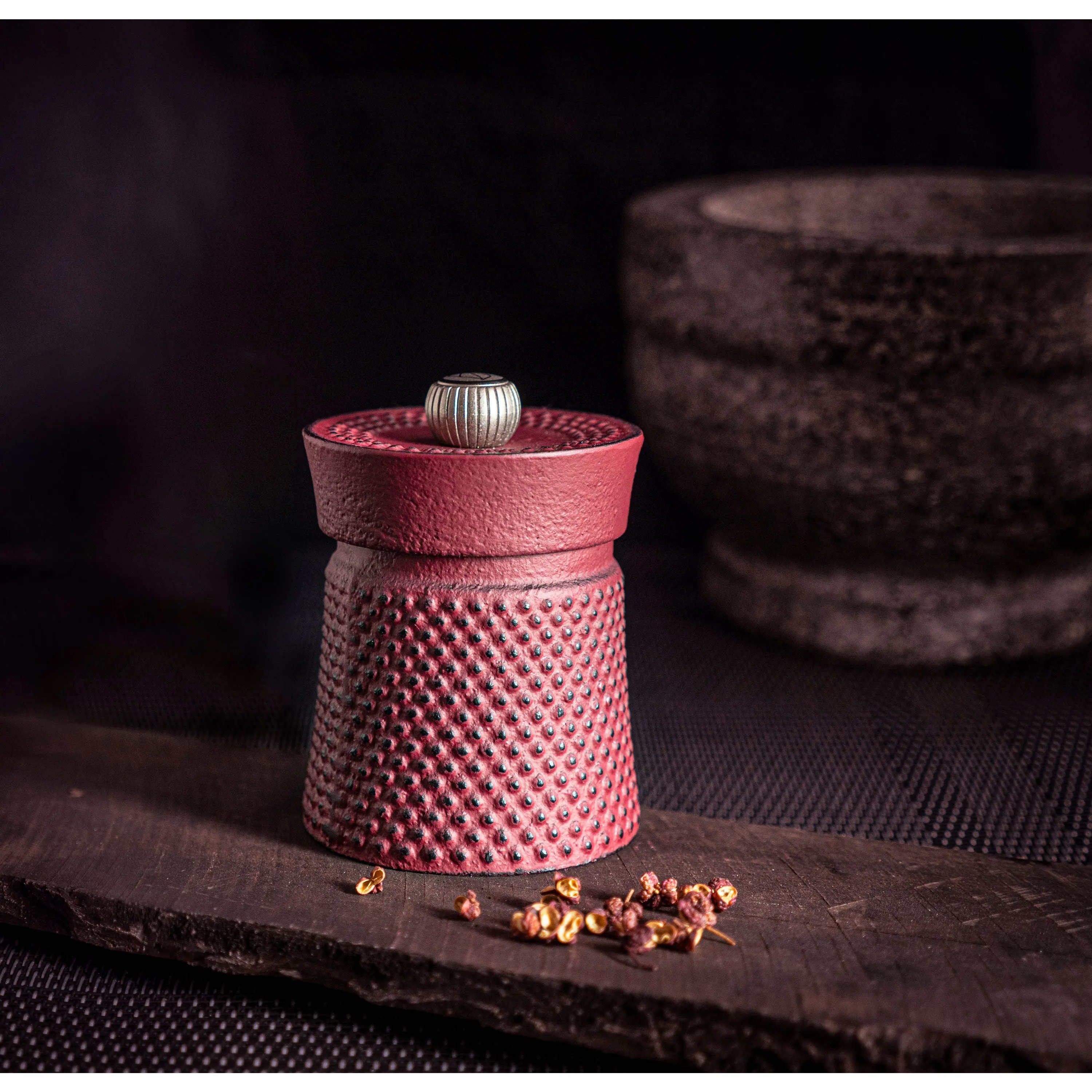 Peugeot Bali Fonte Cast Iron Pepper Mill, Red