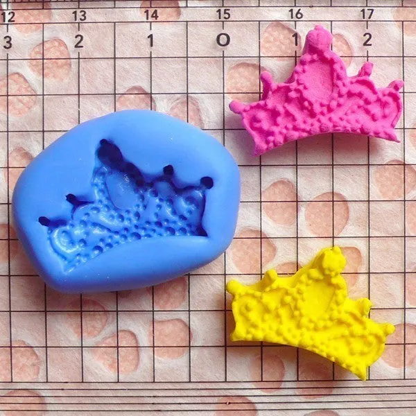 Princess Crown Mold 24mm Flexible Silicone Mold DIY Jewelry Charms Kawaii Cabochon Fimo Mold Cupcake Topper GumPaste Fondant Cake Deco MD531