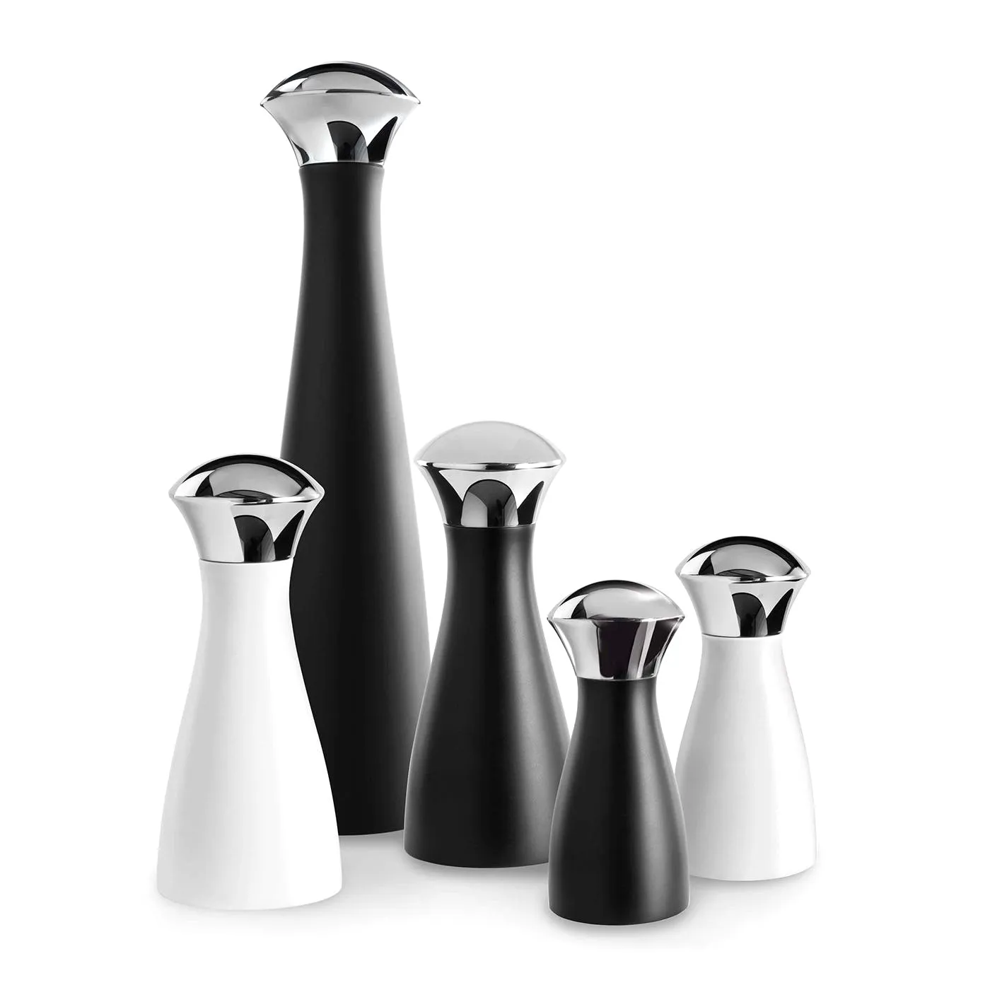 Signature Medium Black Pepper Mill